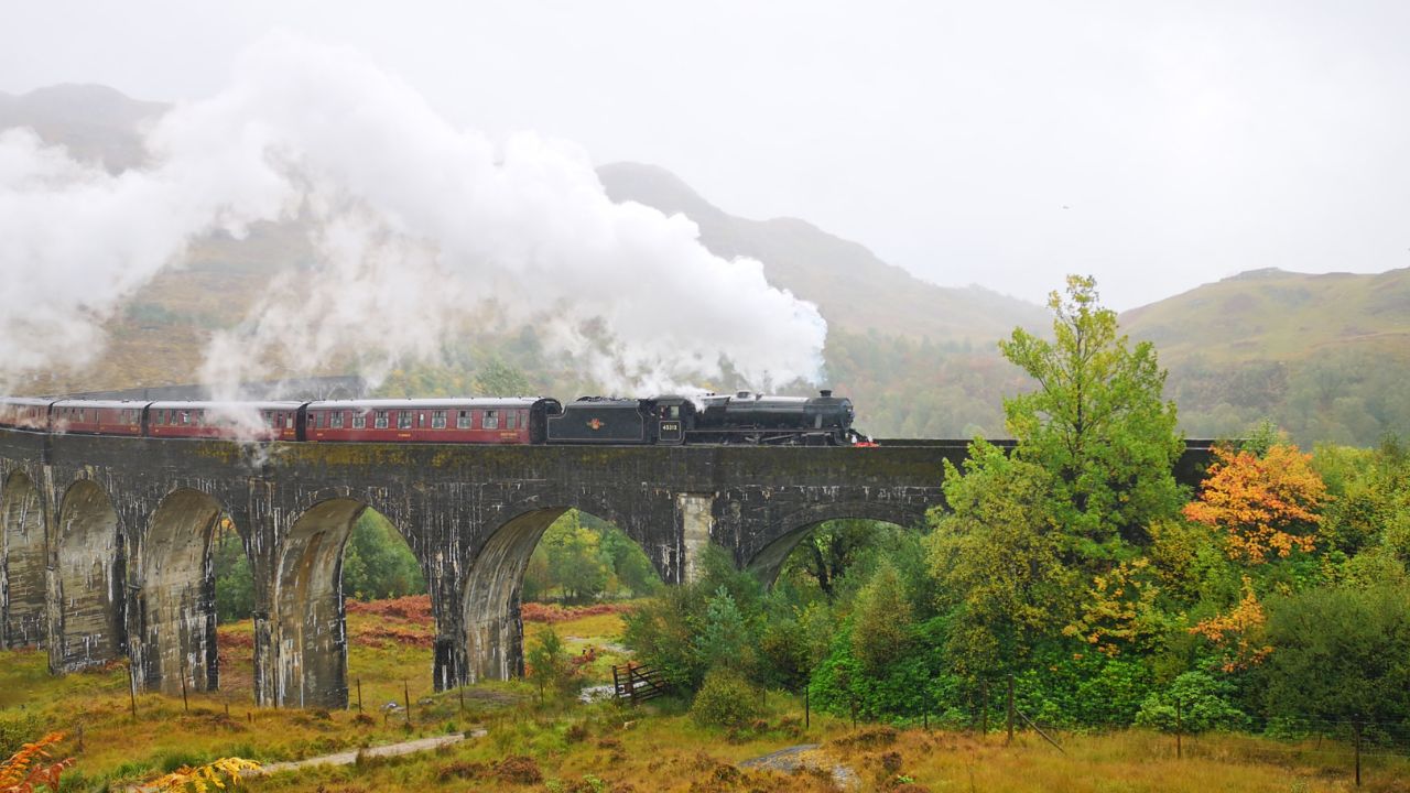 hogwarts express scenic train ride in europe