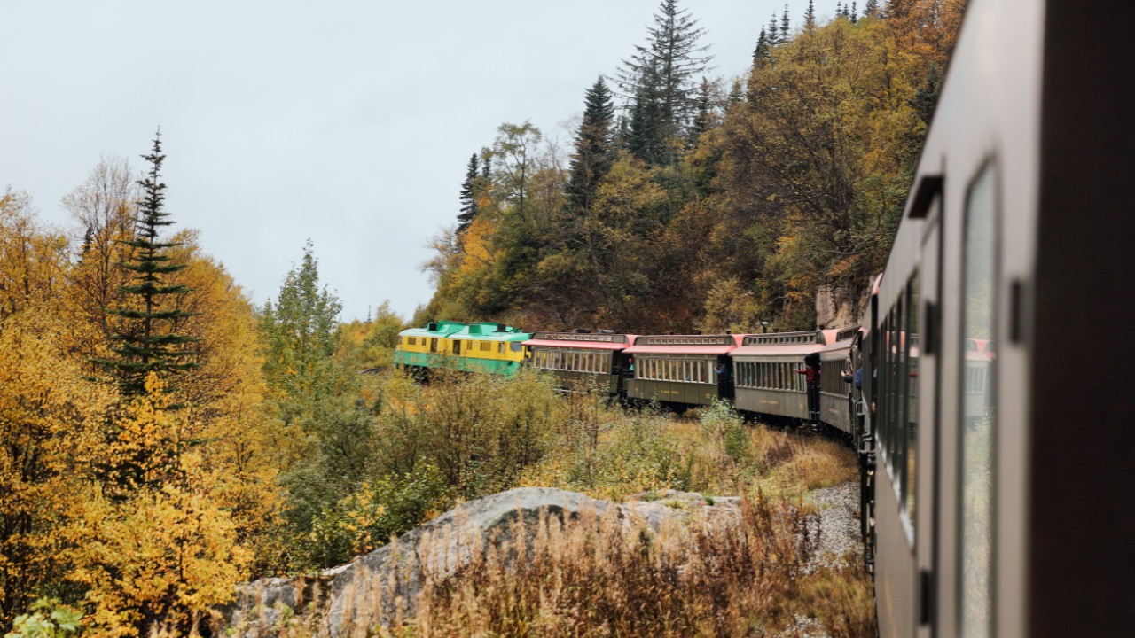 best scenic train rides in oregon