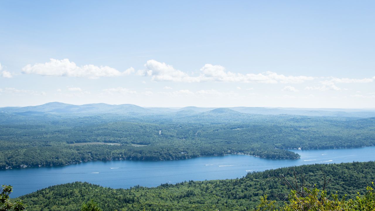 Winnipesaukee Scenic Railroad